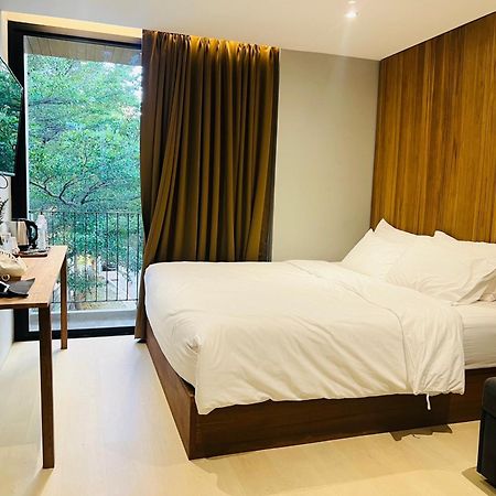 בנגקוק Woodstory Boutique Hotel מראה חיצוני תמונה