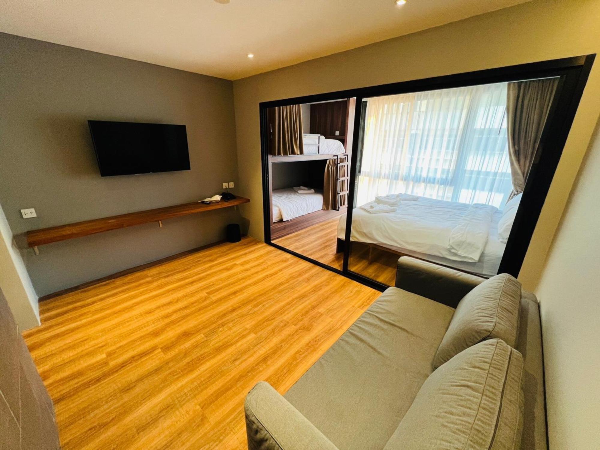 בנגקוק Woodstory Boutique Hotel מראה חיצוני תמונה